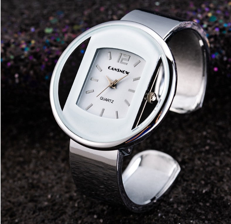 CINDY | modern-chic Uhr